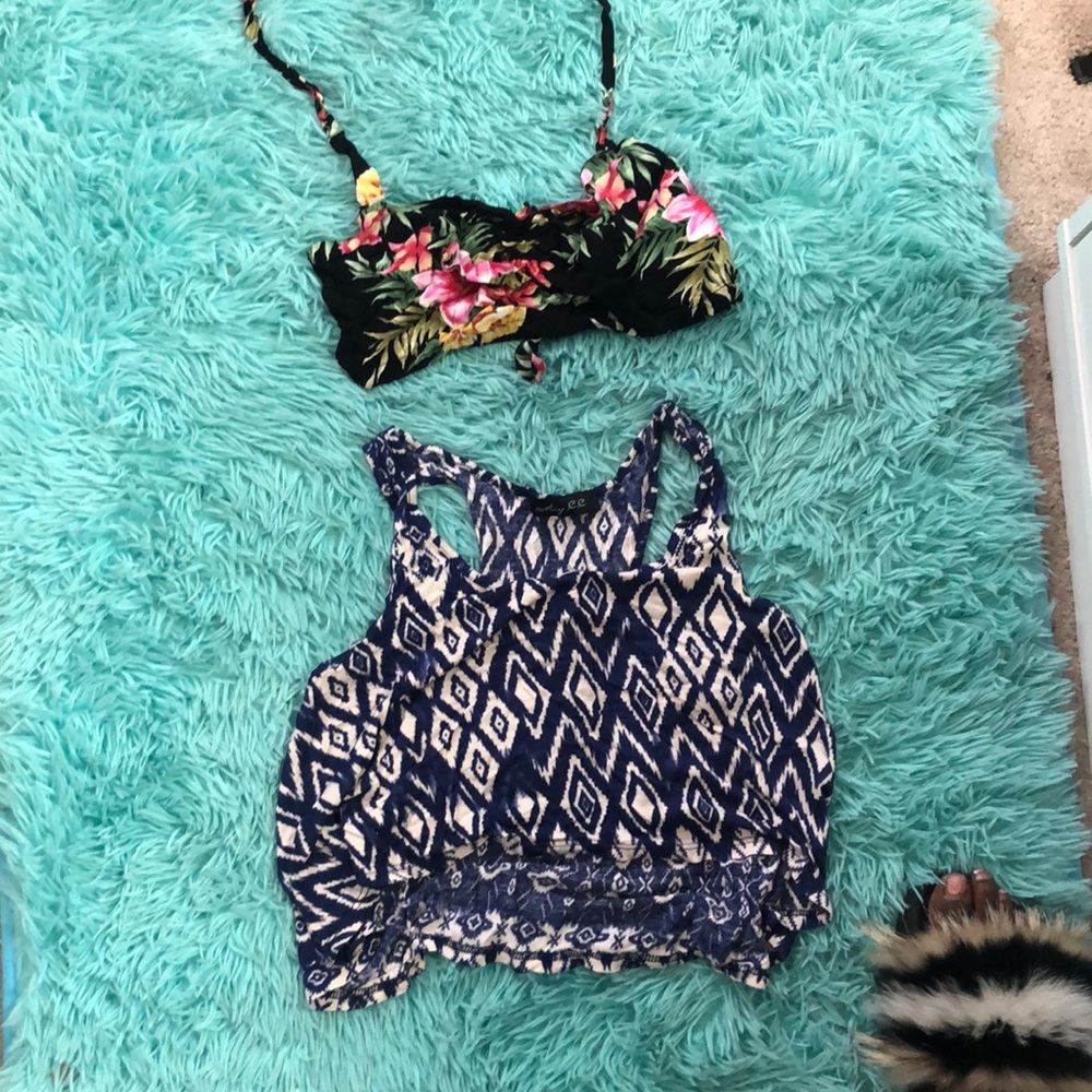 Crop tops small and messy size